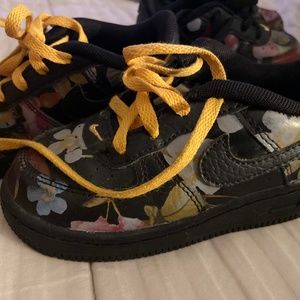 Toddler floral bikes